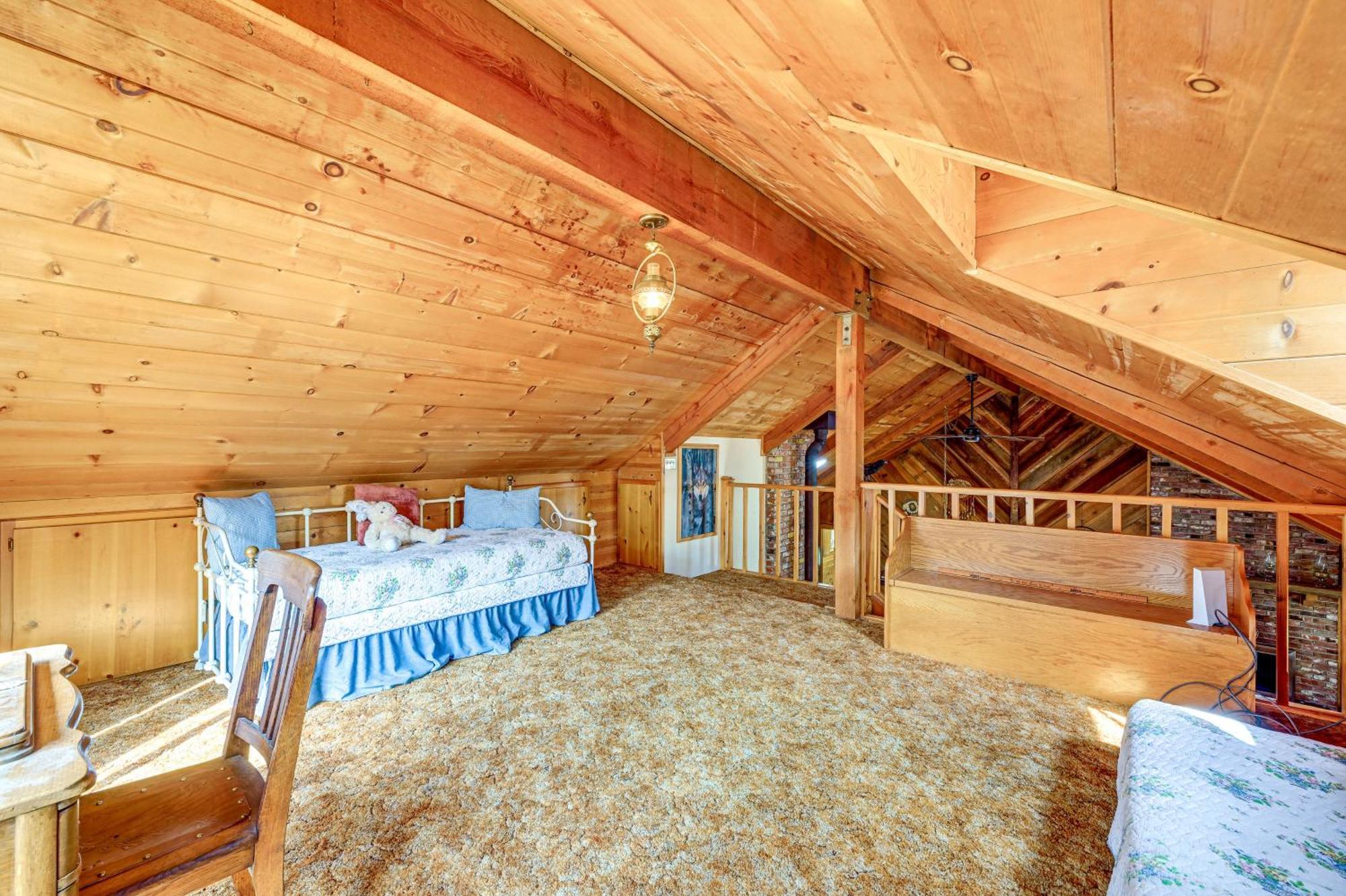 Cozy Family-Friendly Badger Retreat With Fireplace! Exterior foto